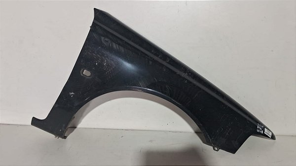 Paralama Direito Volvo V40 2001 a 2005 Com detalhe