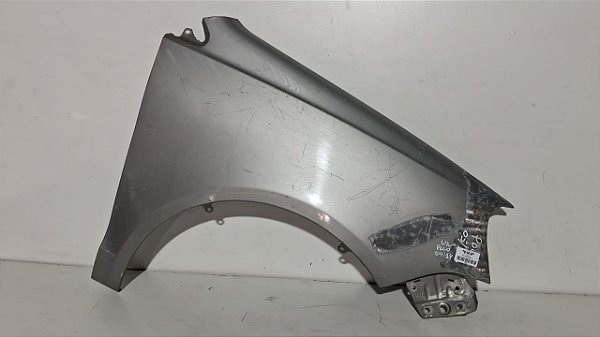 Paralama Direito  Vw Polo 2007 a 2014 Com detalhe