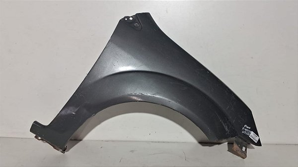 Paralama Direito Ford Fiesta 2003 a 2007 Com detalhe