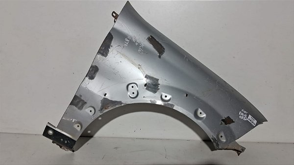 Paralama Direito Fiat Palio 2008 a 2012 Com detalhe