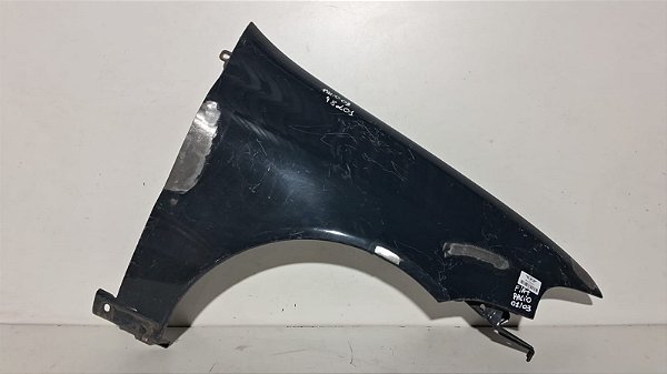 Paralama Direito Fiat Palio 2001 a 2003 Com detalhe