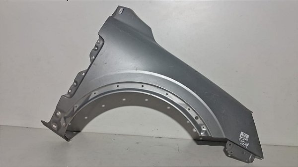 Paralama Direito Gm Captiva 2008 a 2016 Com detalhe