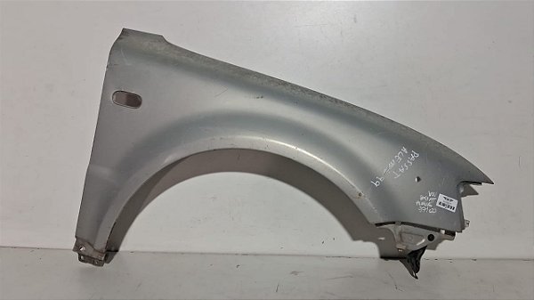 Paralama Direito Vw Passat Alemao 1997 a 2000 Com detalhe