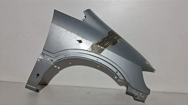 Paralama Direito Gm Zafira 2001 a 2012 Com detalhe