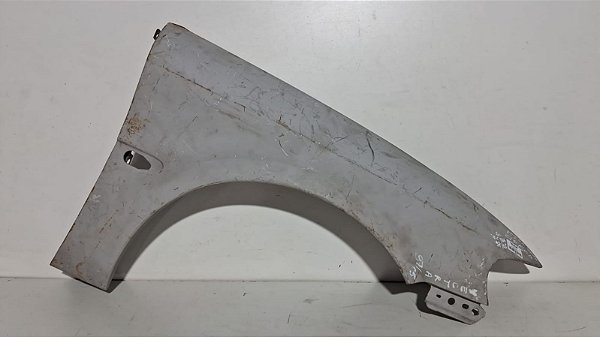 Paralama Direito Gm Vectra 1997 a 2005 Com detalhe