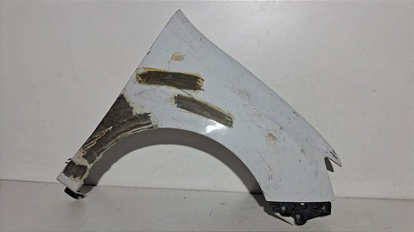 Paralama Direito Renault Sandero 2014 a 2019 Com detalhe