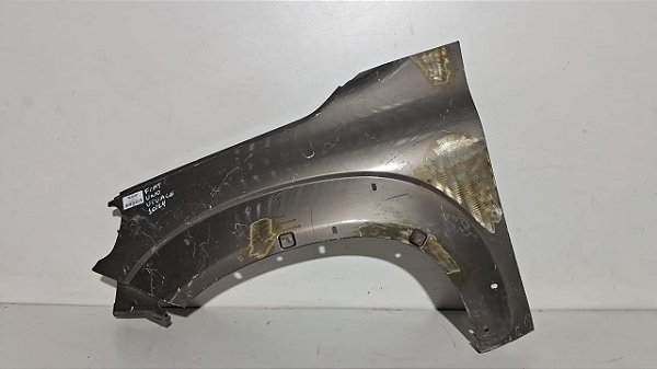 Paralama Esquerdo Fiat Uno Vivace 2010 a 2014 Com detalhe