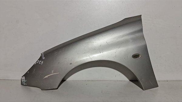 Paralama Esquerdo Peugeot 206 1999 a 2011 Com detalhe