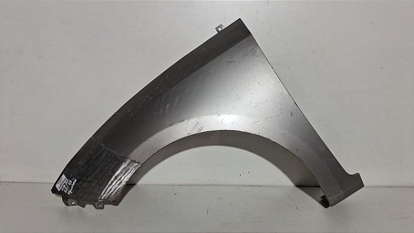 Paralama Esquerdo Hyundai Hb20 2012 a 2019 com detalhe