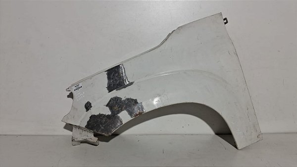 Paralama Esquerdo Fiat Uno 2010 a 2014 Com detalhe