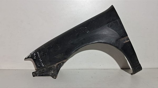 Paralama Esquerdo  Vw Gol 1999 a 2005 com detalhe