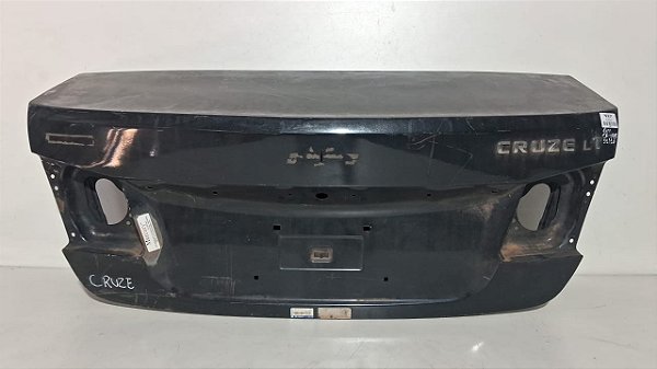 Tampa Traseira Gm Cruze 2011 a 2016 Com detalhe