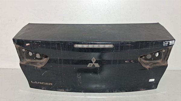 Tampa Traseira Sedan Mitsubishi Lancer 2011 a 2015 C/detalhe