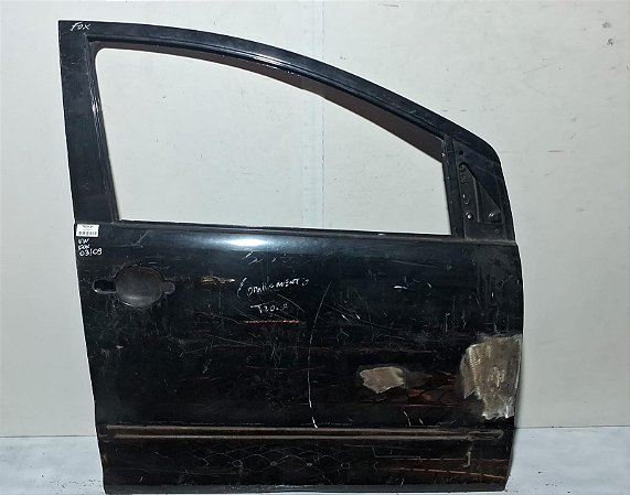 Porta Dianteira Direita Vw Fox 2003 a 2009 Com detalhe