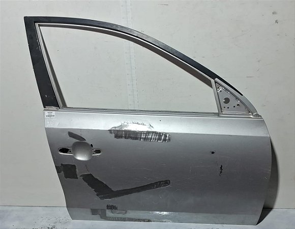 Porta Dianteira Direita Hyundai i30 2008 a 2012 Com detalhe