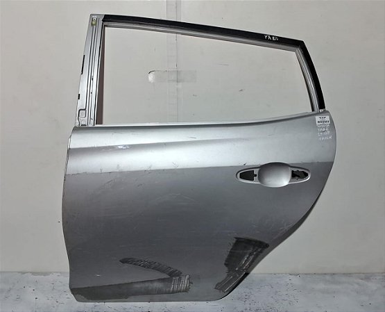 Porta Traseira Esquerda Toyota Yaris Hatch 2019 a 2023