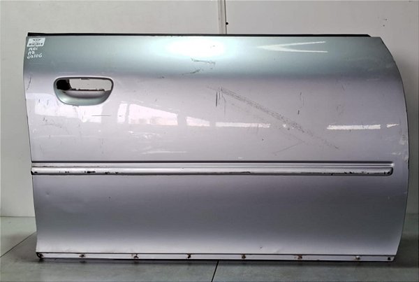Porta Dianteira Direita Audi A3 2001 a 2006 Com detalhe