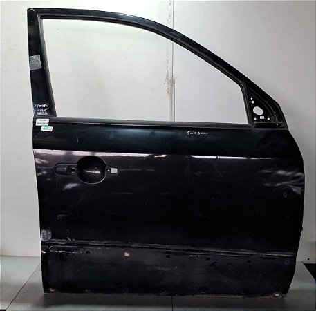 Porta Dianteira Direita Hyundai Tucson 2004 a 2016  detalhe