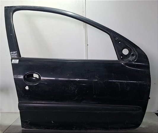 Porta Dianteira Direita Peugeot 206/207 1998 a 2009  detalhe