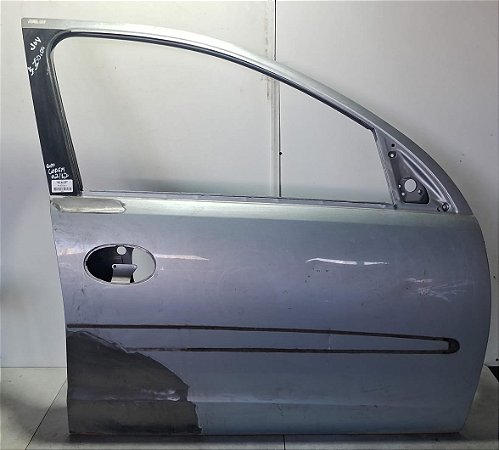 Porta Dianteira Direita Gm Corsa 2002 a 2012 Com detalhe