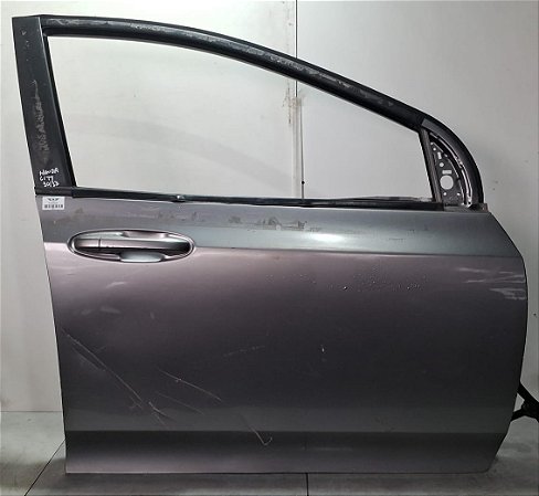 Porta Dianteira Direita Honda City 2010 a 2013 Com detalhe