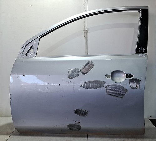 Porta Dianteira Esquerda Nissan March 2011 a 2019 Com detalhe