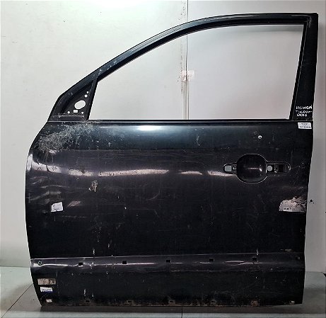 Porta Dianteira Esquerda Hyundai Tucson 2004 a 2016 detalhe