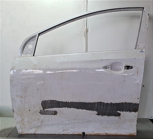 Porta Dianteira Esquerda Hyundai Hb20 2012 a 2019 detalhe