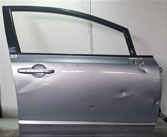 Porta Dianteira Direita Honda Civic 2006 a 2011Com detalhe