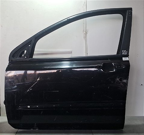 Porta Dianteira Esquerda Fiat Stilo 2004 a 2014 Com detalhe
