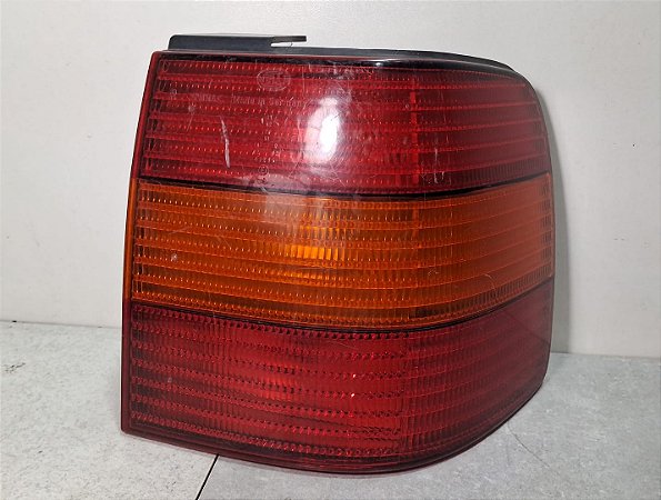 Lanterna Lado Direito Vw Passat 1997 a 1999 Com detalhe