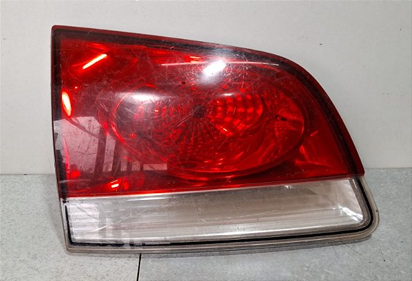 Lanterna  Lado Esquerdo Fiat Palio Weekend 2009 a 2015 tampa