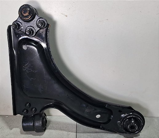 Bandeja Suspesão Esquerdo Gm corsa/montana/meriva 2002 a 2012