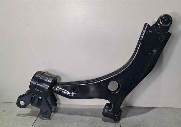 Bandeja Suspensão Direito Ford Focus 2014 a 2018