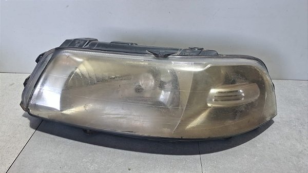 Farol Esquerdo Vw Gol 2000 a 2005 COM DETALHE