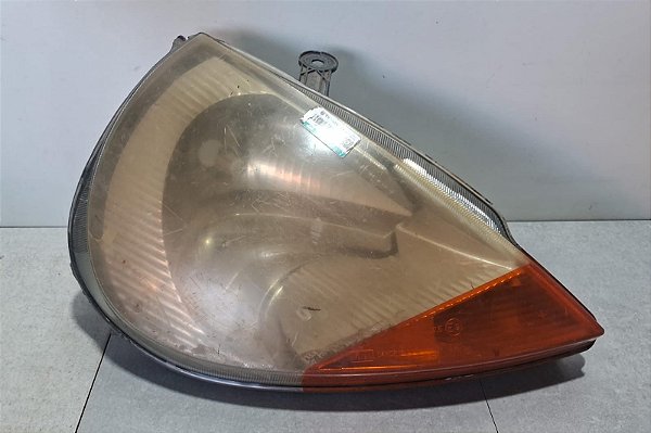 Farol Direito ford ka 1997 a 2007 Com detalhe