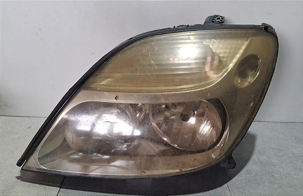 Farol Esquerdo Renault Scenic 2002 a 2009 Com detalhe