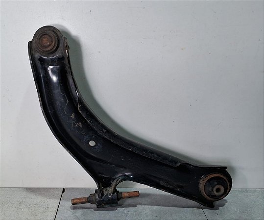 Bandeja Suspensão Esquerdo Nissan Sentra 2007 a 2012 com detalhe