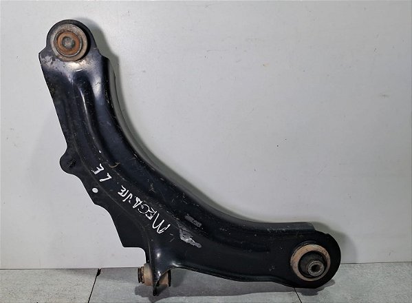 Bandeja Suspensão Esquerdo Renault Megane 2003 a 2013