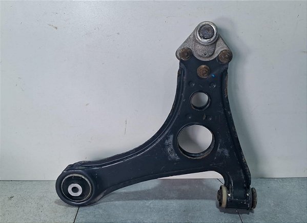 Bandeja Suspensão Direito Mercedes benz classe a 160/190 1999 a 2005