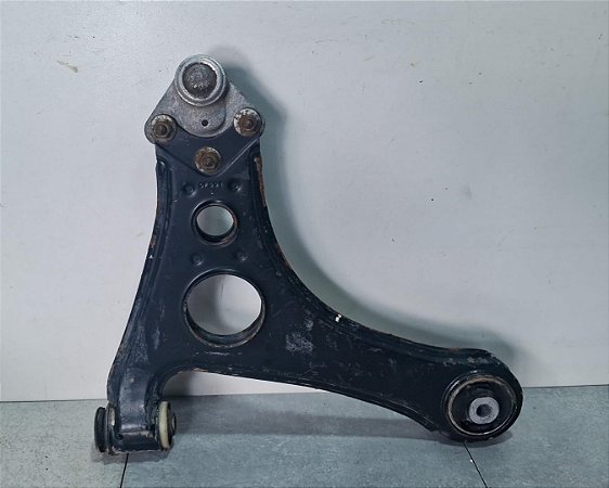 Bandeja Suspensão Esquerdo Mercedes benz classe A  160/190 1999 a 2005