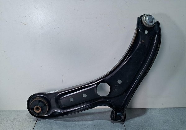 Bandeja Suspensão Direito Hyundai Hb20 2013 a 2019