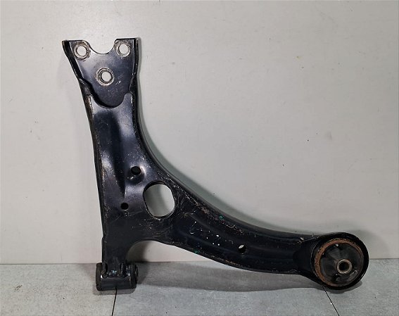 Bandeja Suspensão Esquerdo toyota Corolla 2014 a 2019