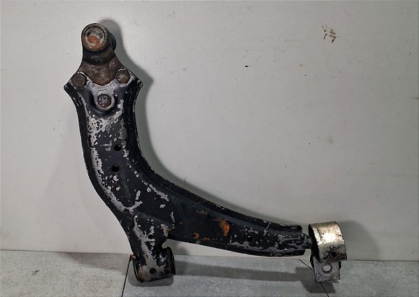 Bandeja Suspensão Esquerdo Peugeot 306 1994 a 2002