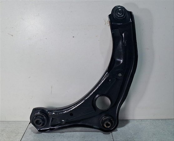 Bandeja Suspensão Direito Nissan March/ Versa  2011 a 2018