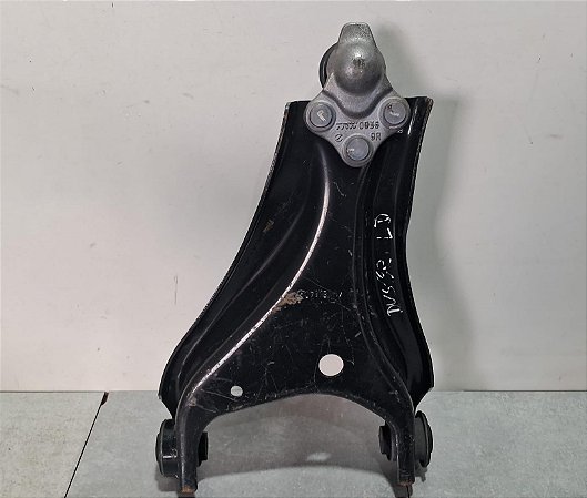 Bandeja Suspensão Direito Renault duster/sandero 2011 a 2022