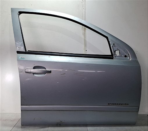 Porta Dianteira Direita Gm Vectra 2006 a 2011 Com detalhe