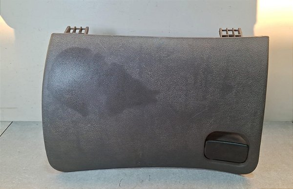 Tampa Porta luvas Ford Fiesta/Courier 1996 a 2002Com detalhe