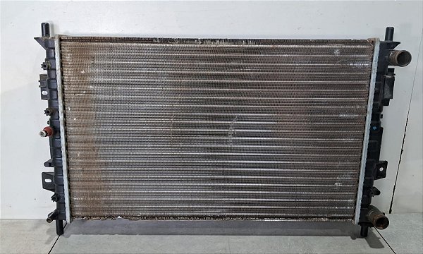 Radiador Agua Ford Fiesta 2003 a 2014