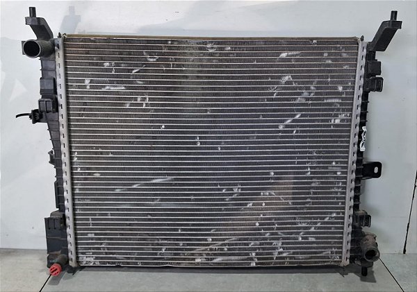 Radiador Agua Nissan Versa/March 2015 a 2020